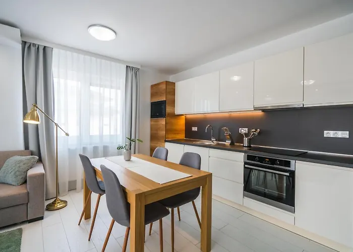 Sprint Apartment *